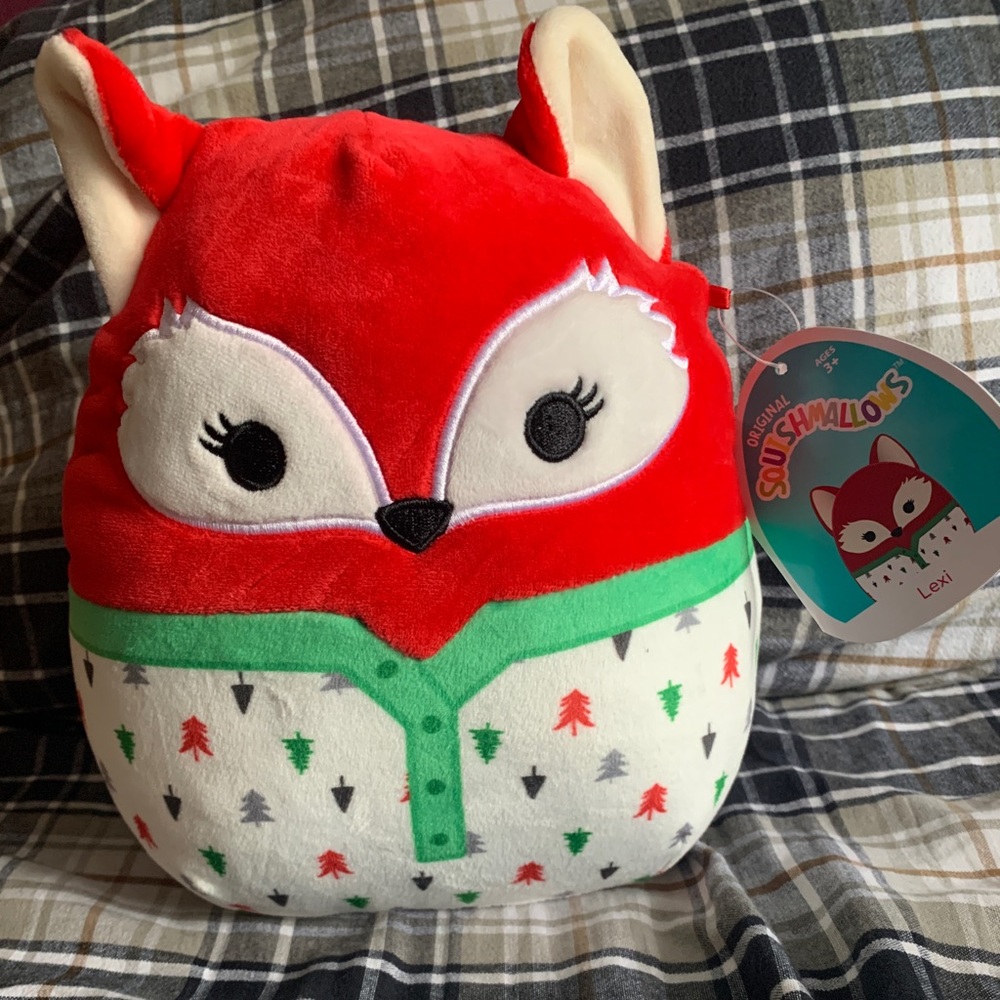 Squishmallow “Lexi” 8 inch